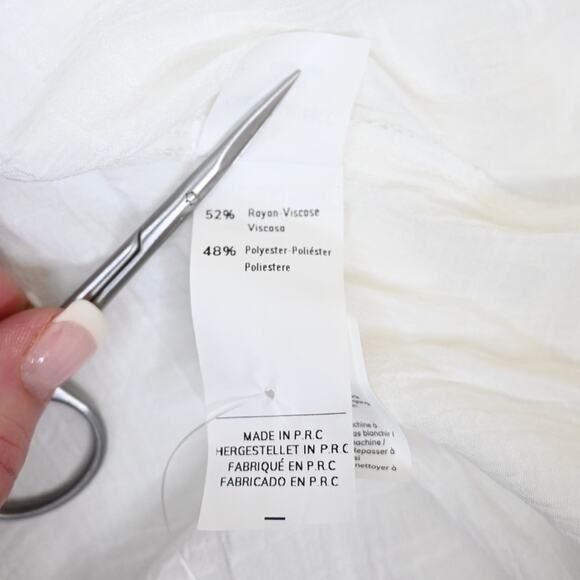 Cupshe Womens L White V-Neck & Curved Hem Button Up Cover-Up NEW - Picture 11 of 13